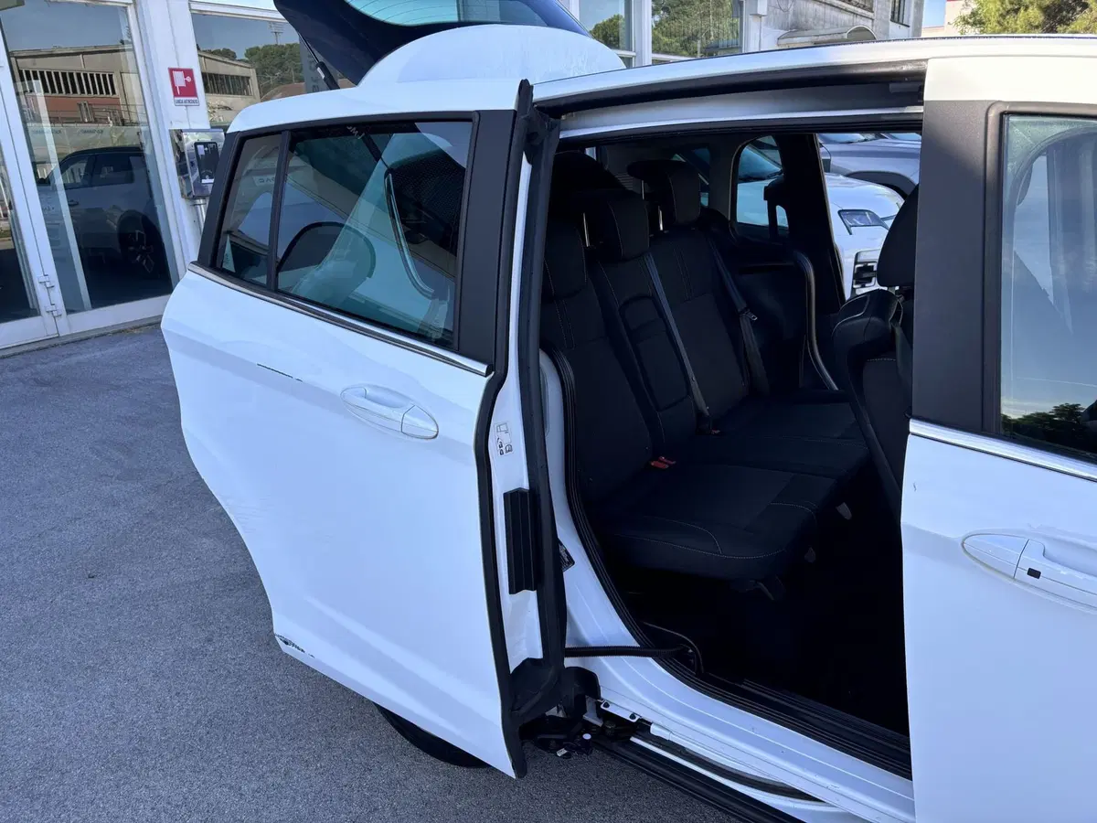 Ford B-Max usata a Ancona (12)