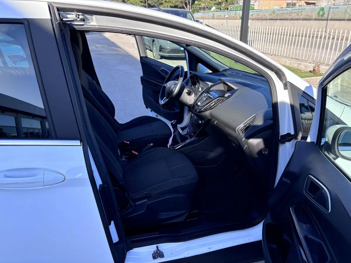 Ford B-Max usata a Ancona (13)