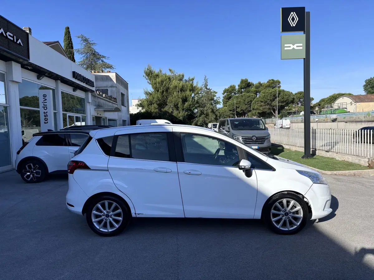 Ford B-Max usata a Ancona (4)