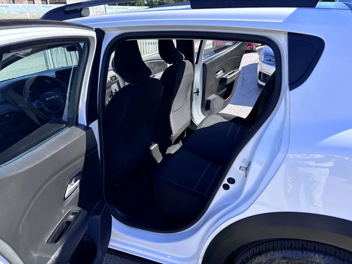 Dacia Sandero usata a Ancona (10)