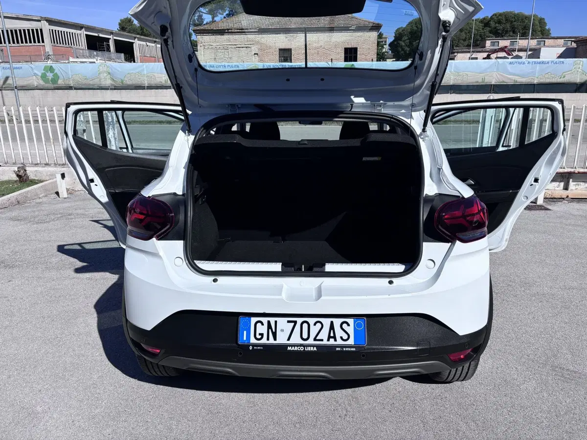Dacia Sandero usata a Ancona (11)