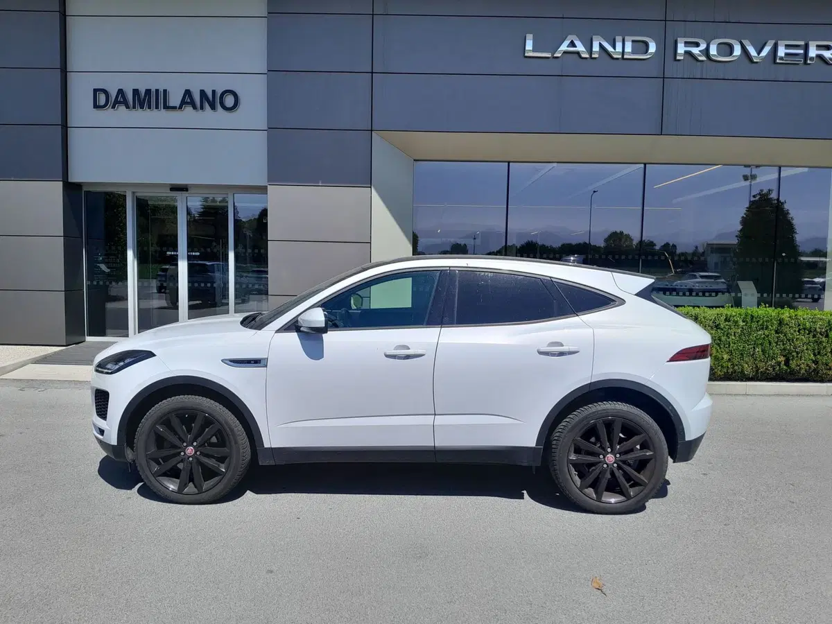 Jaguar E-Pace usata a Cuneo (4)