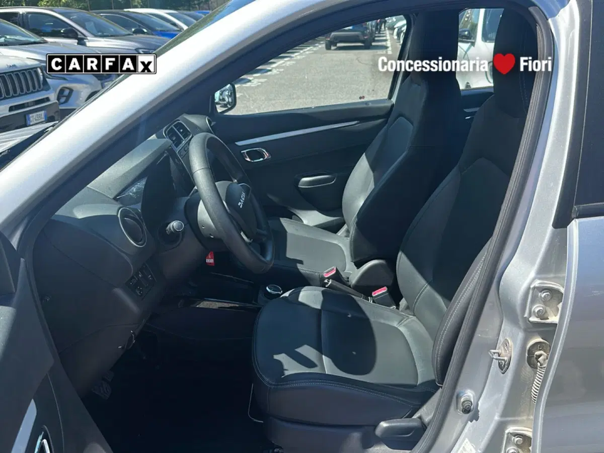 Dacia Spring usata a Latina (13)