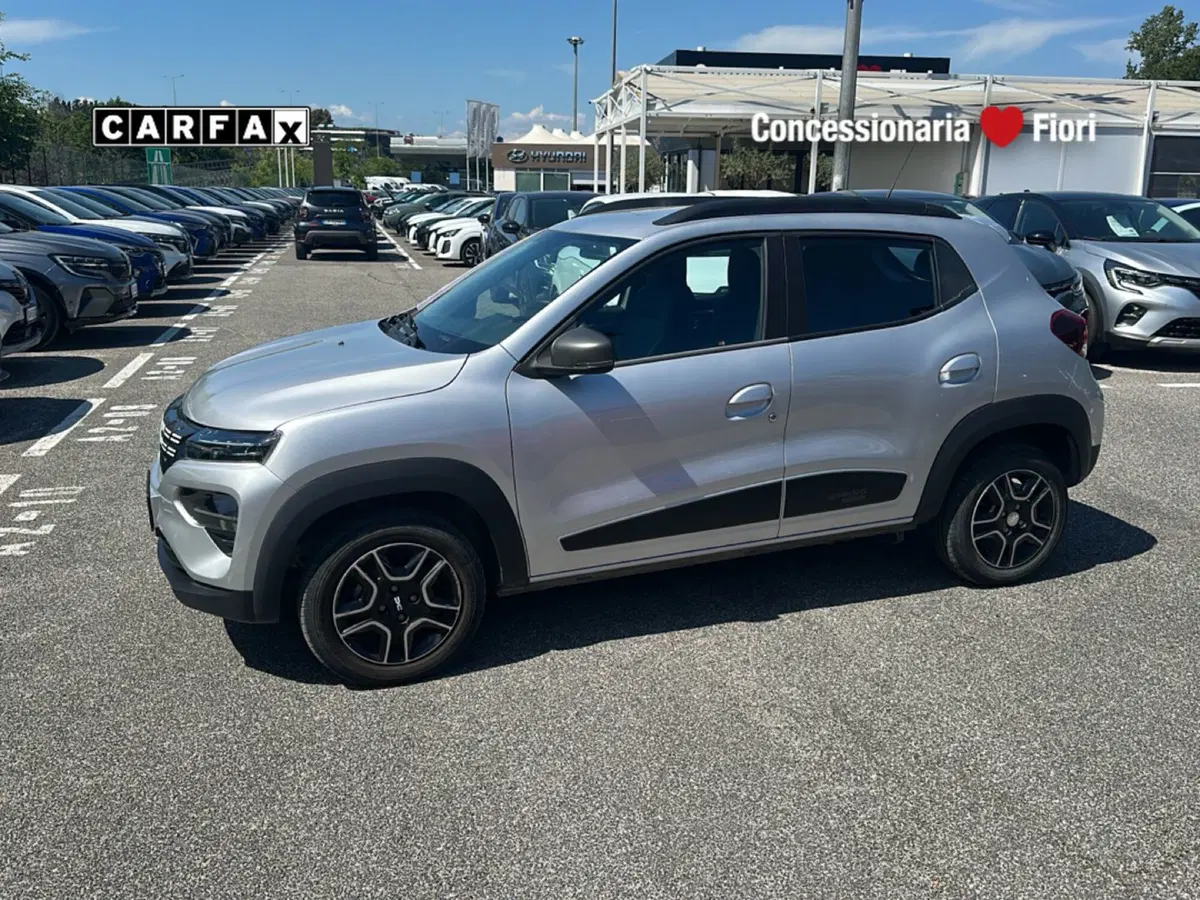 Dacia Spring usata a Latina (8)