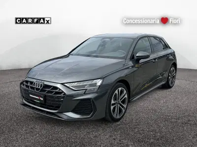 Audi A3 Sportback 35 TDI S line edition nuova a Latina