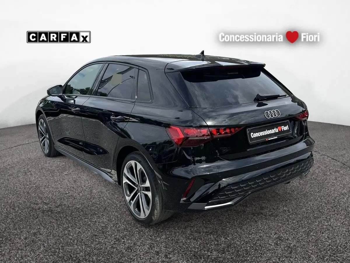 Audi A3 Sportback nuova a Latina (4)