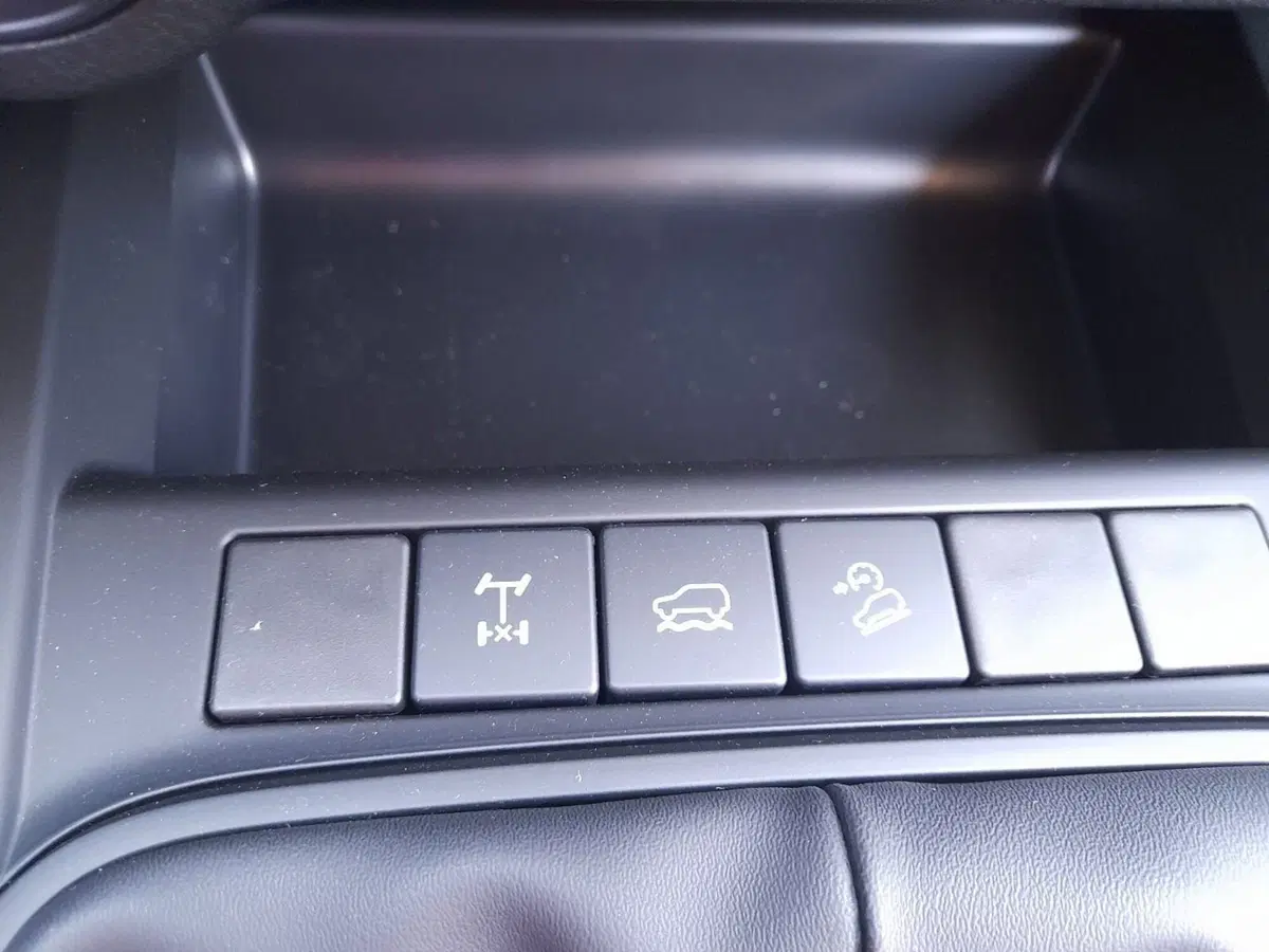 Isuzu D-Max Pick-up nuova a L'Aquila (6)