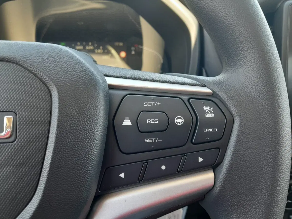 Isuzu D-Max Pick-up nuova a L'Aquila (9)