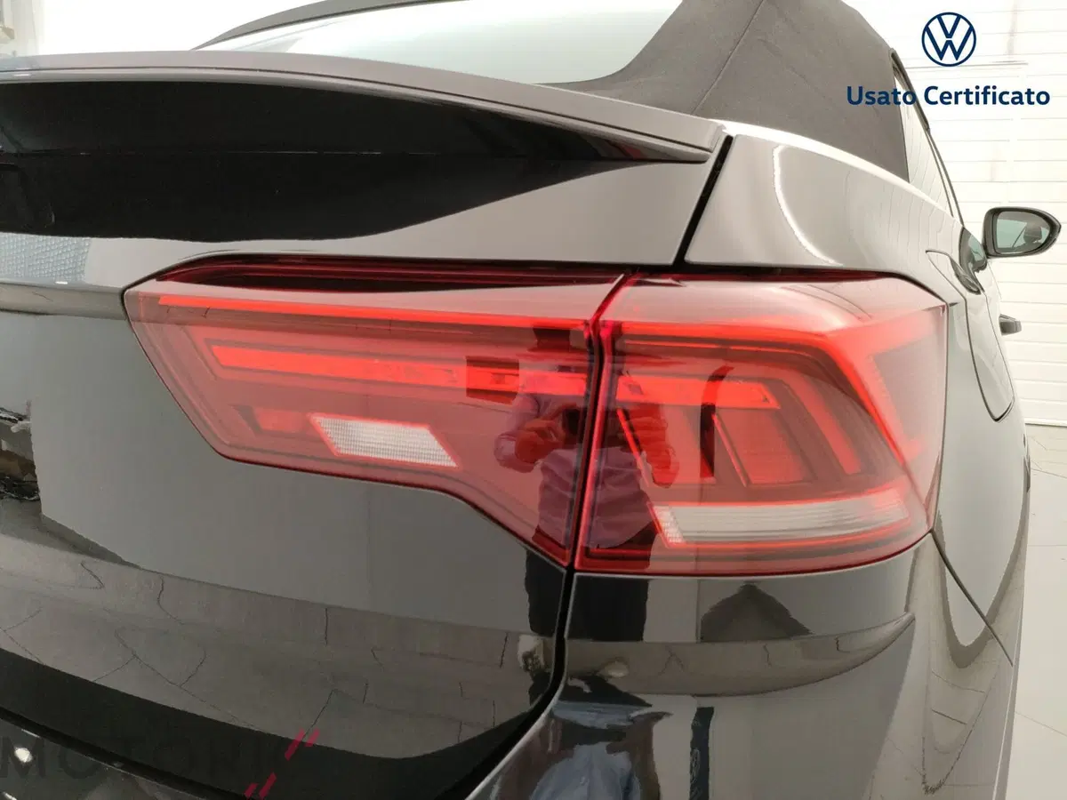 Volkswagen T-Roc Cabrio usata a Varese (12)