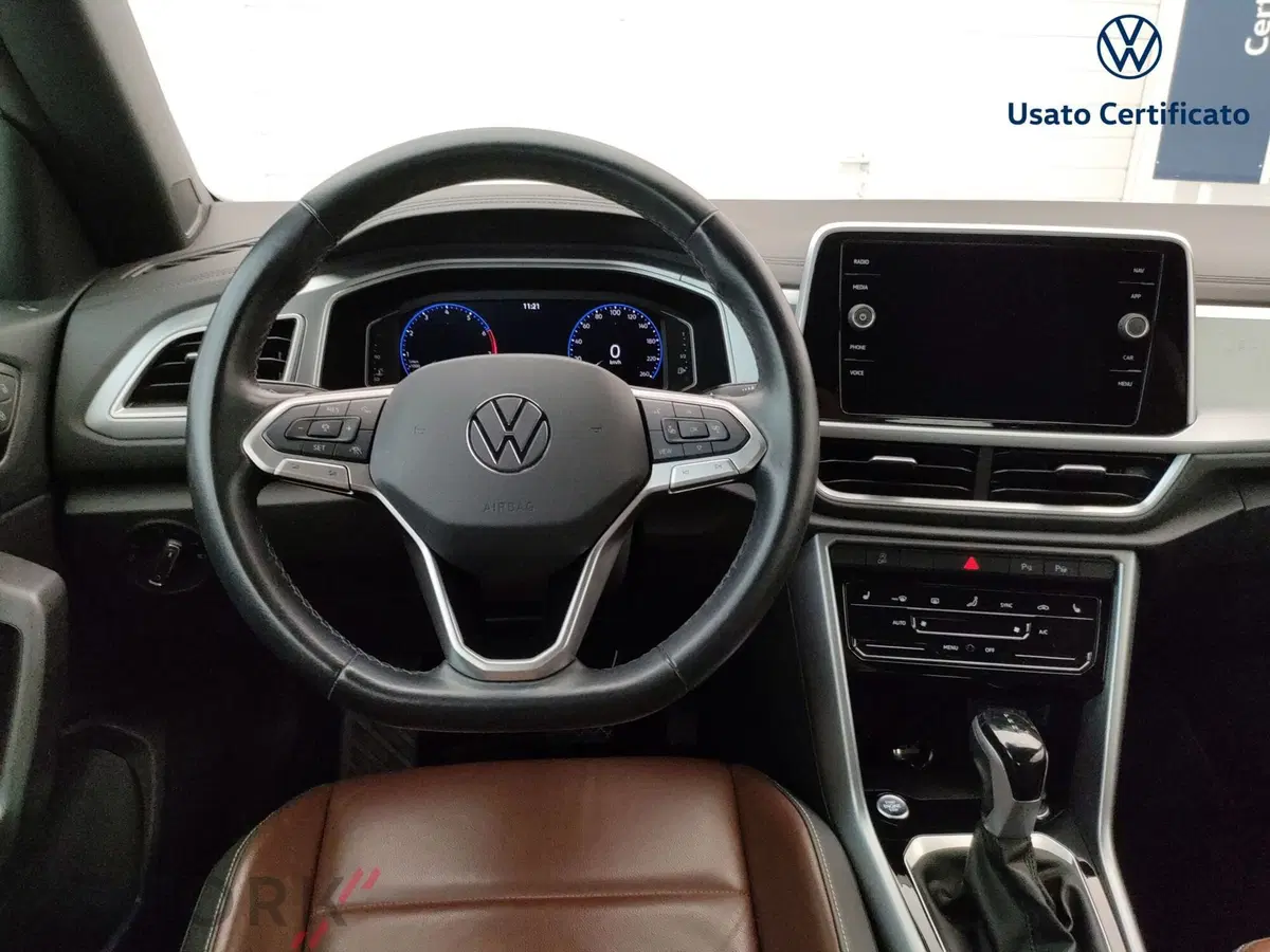 Volkswagen T-Roc Cabrio usata a Varese (17)