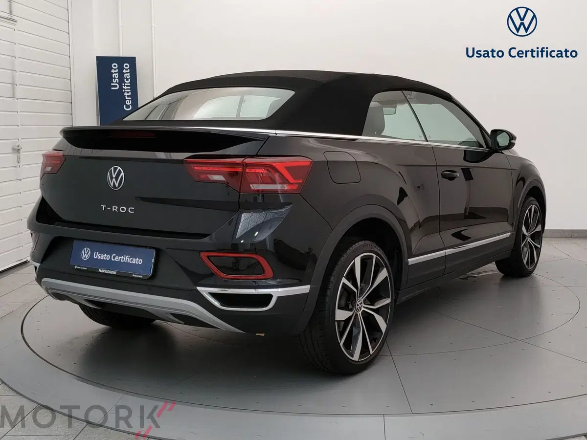 Volkswagen T-Roc Cabrio usata a Varese (5)