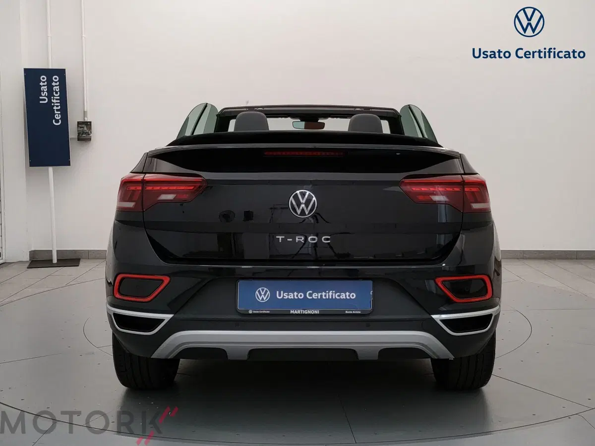 Volkswagen T-Roc Cabrio usata a Varese (8)