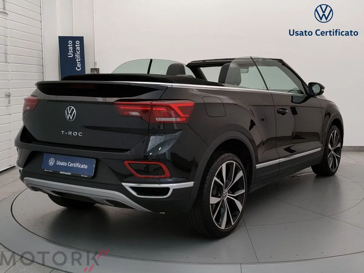 Volkswagen T-Roc Cabrio usata a Varese (9)