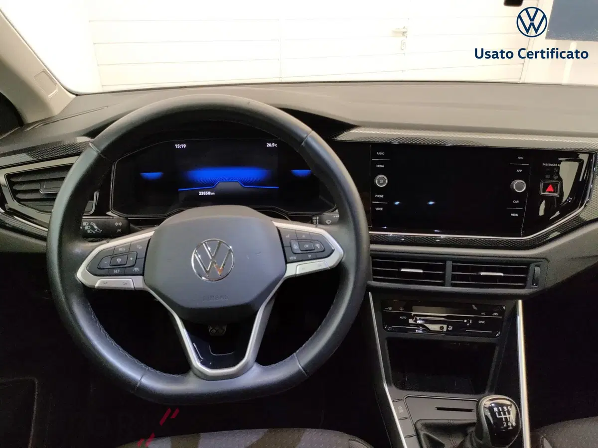 Volkswagen Taigo usata a Varese (12)