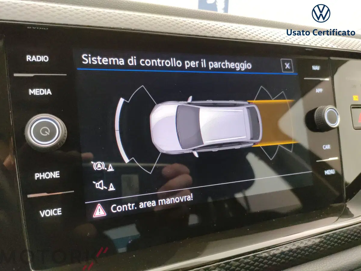 Volkswagen Taigo usata a Varese (16)