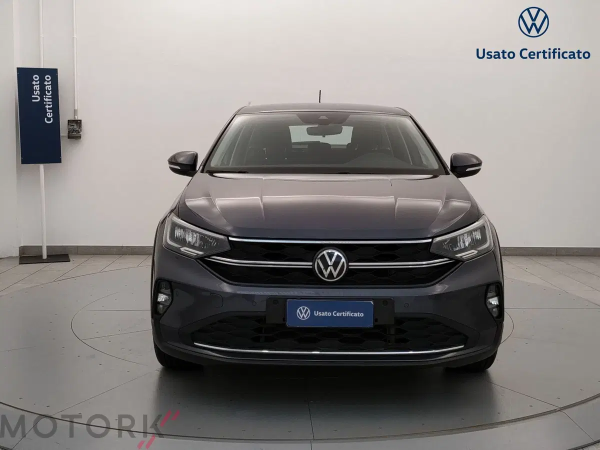 Volkswagen Taigo usata a Varese (2)