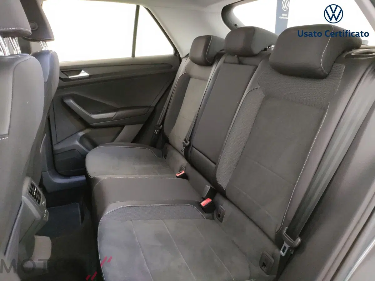 Volkswagen T-Roc usata a Varese (10)