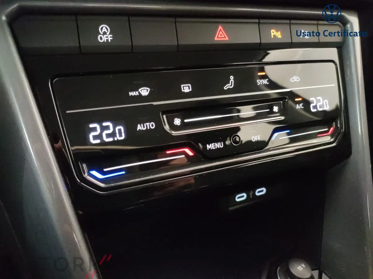 Volkswagen T-Roc usata a Varese (13)