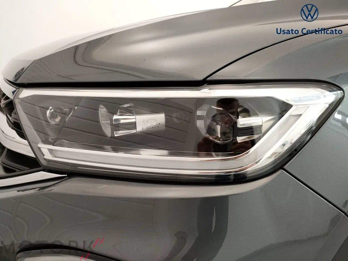 Volkswagen T-Roc usata a Varese (7)