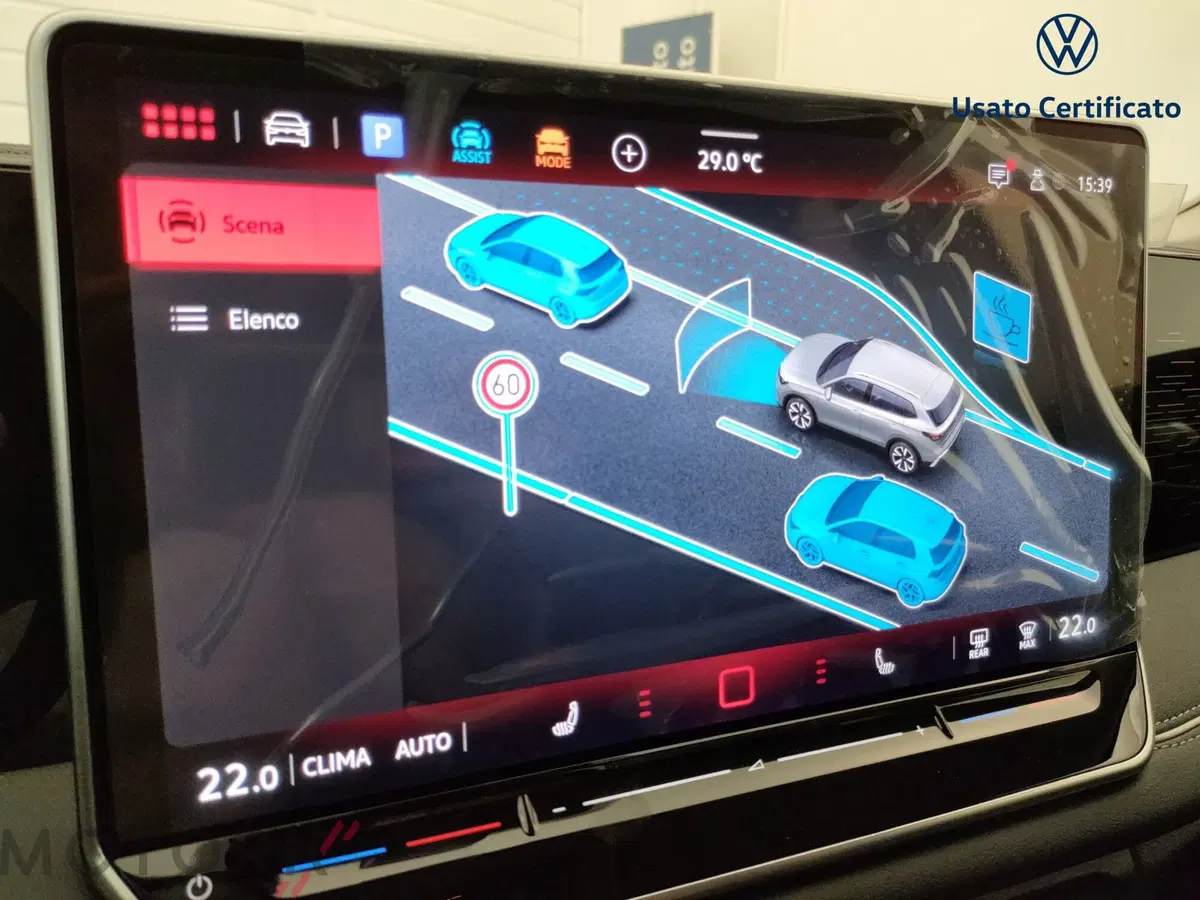 Volkswagen Tiguan nuova a Varese (14)