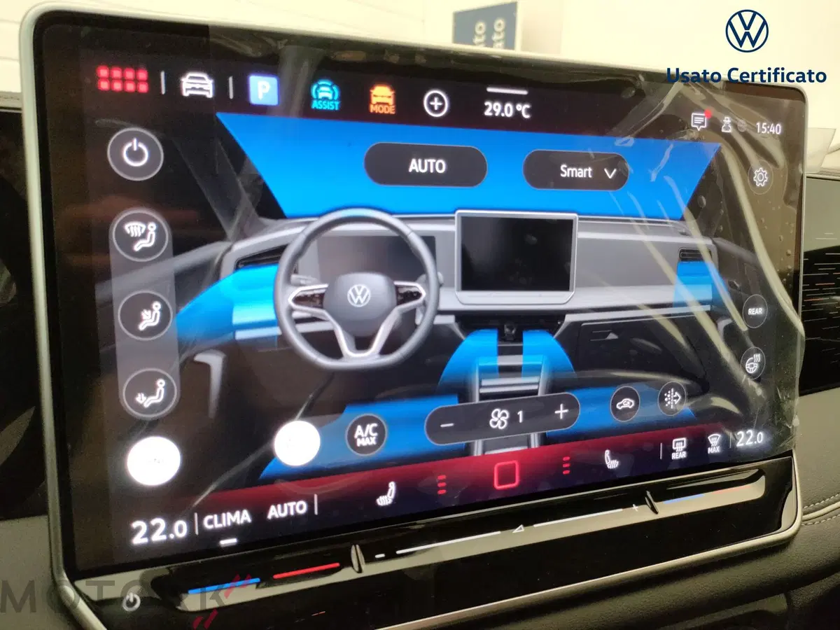 Volkswagen Tiguan nuova a Varese (15)