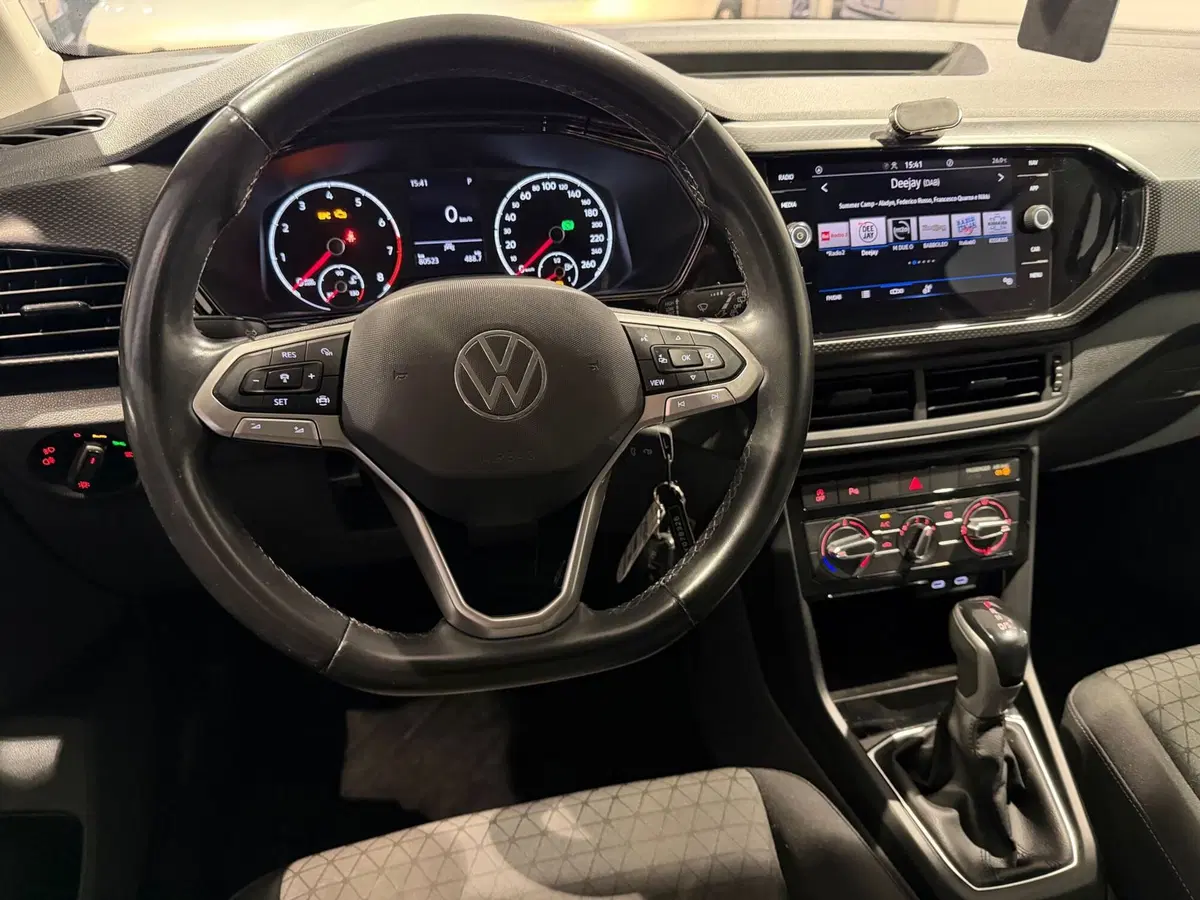 Volkswagen T-Cross usata a Genova (11)