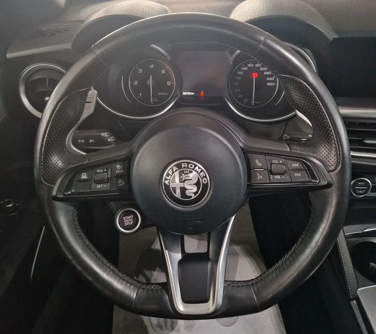 Alfa Romeo Stelvio usata a Terni (12)