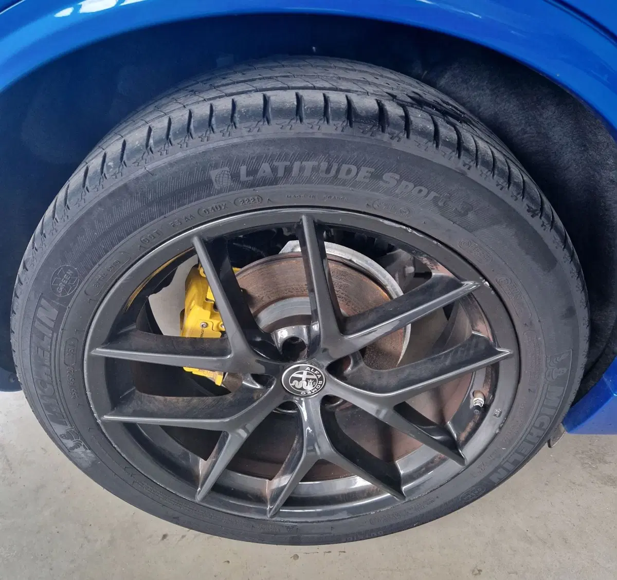 Alfa Romeo Stelvio usata a Terni (15)
