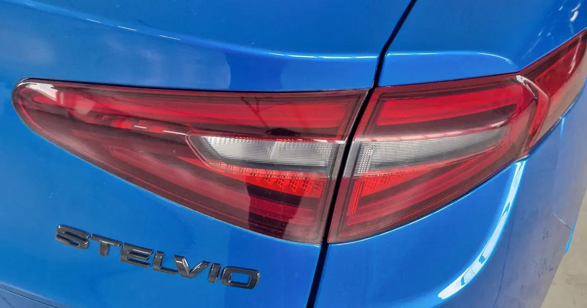 Alfa Romeo Stelvio usata a Terni (17)