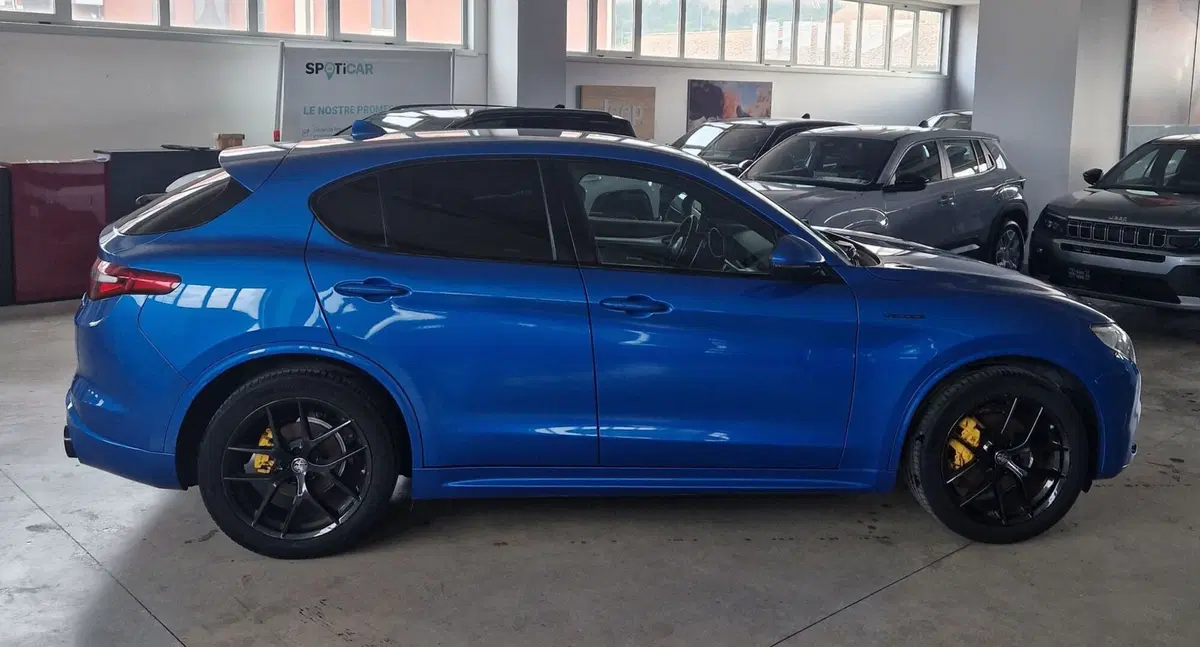 Alfa Romeo Stelvio usata a Terni (3)
