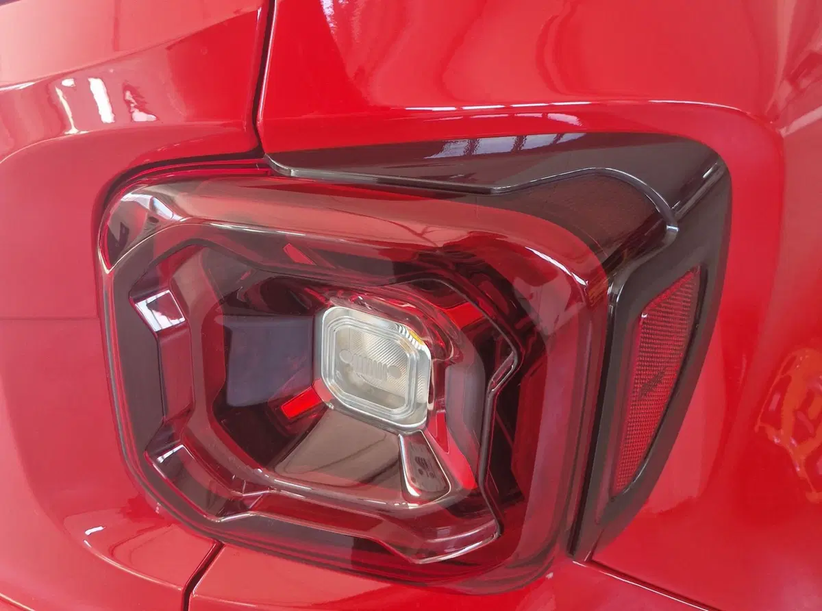 Jeep Renegade usata a Terni (17)