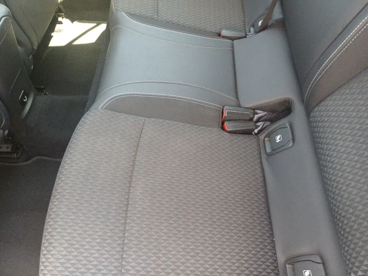 Opel Astra Station Wagon usata a Massa-Carrara (12)