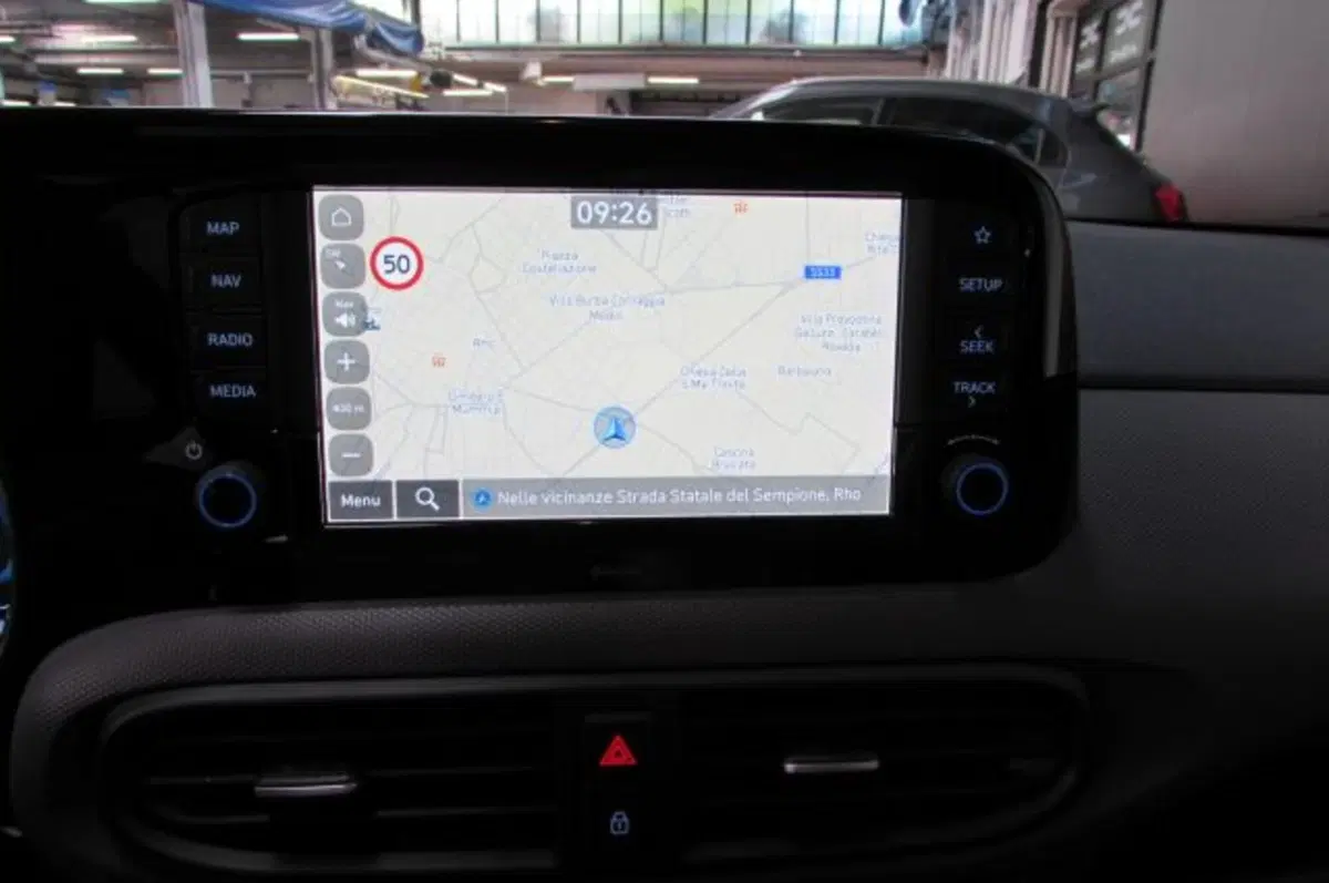 Hyundai i10 usata a Milano (10)