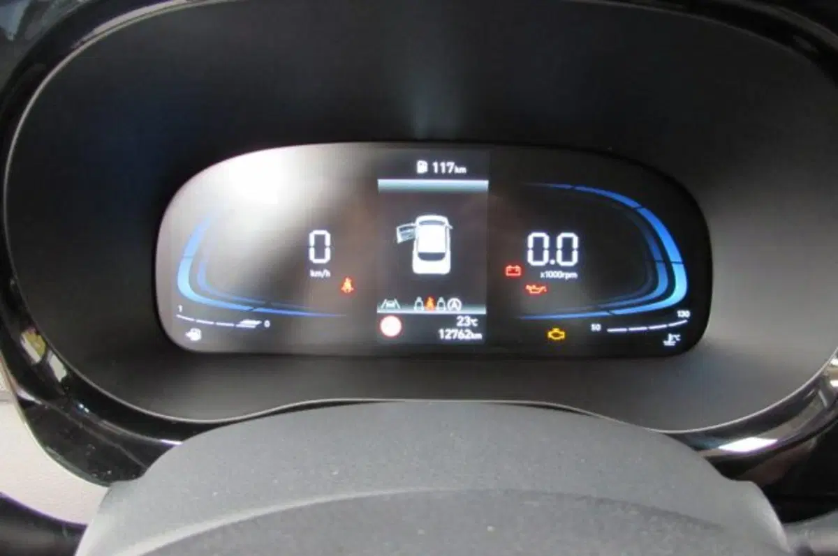 Hyundai i10 usata a Milano (12)