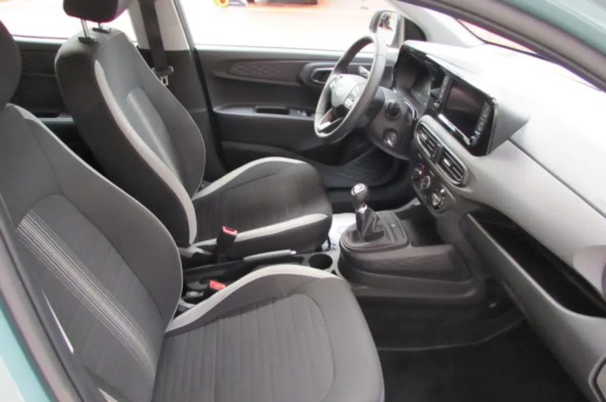 Hyundai i10 usata a Milano (17)