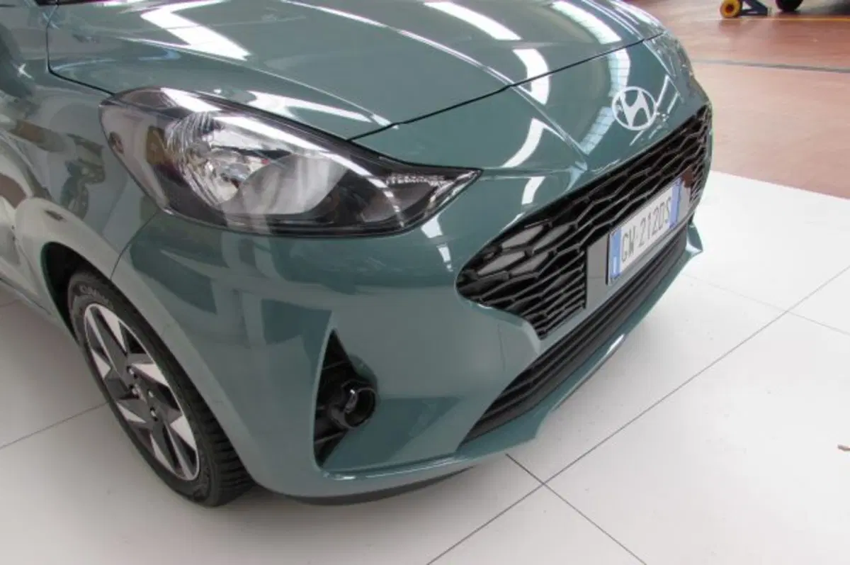 Hyundai i10 usata a Milano (18)