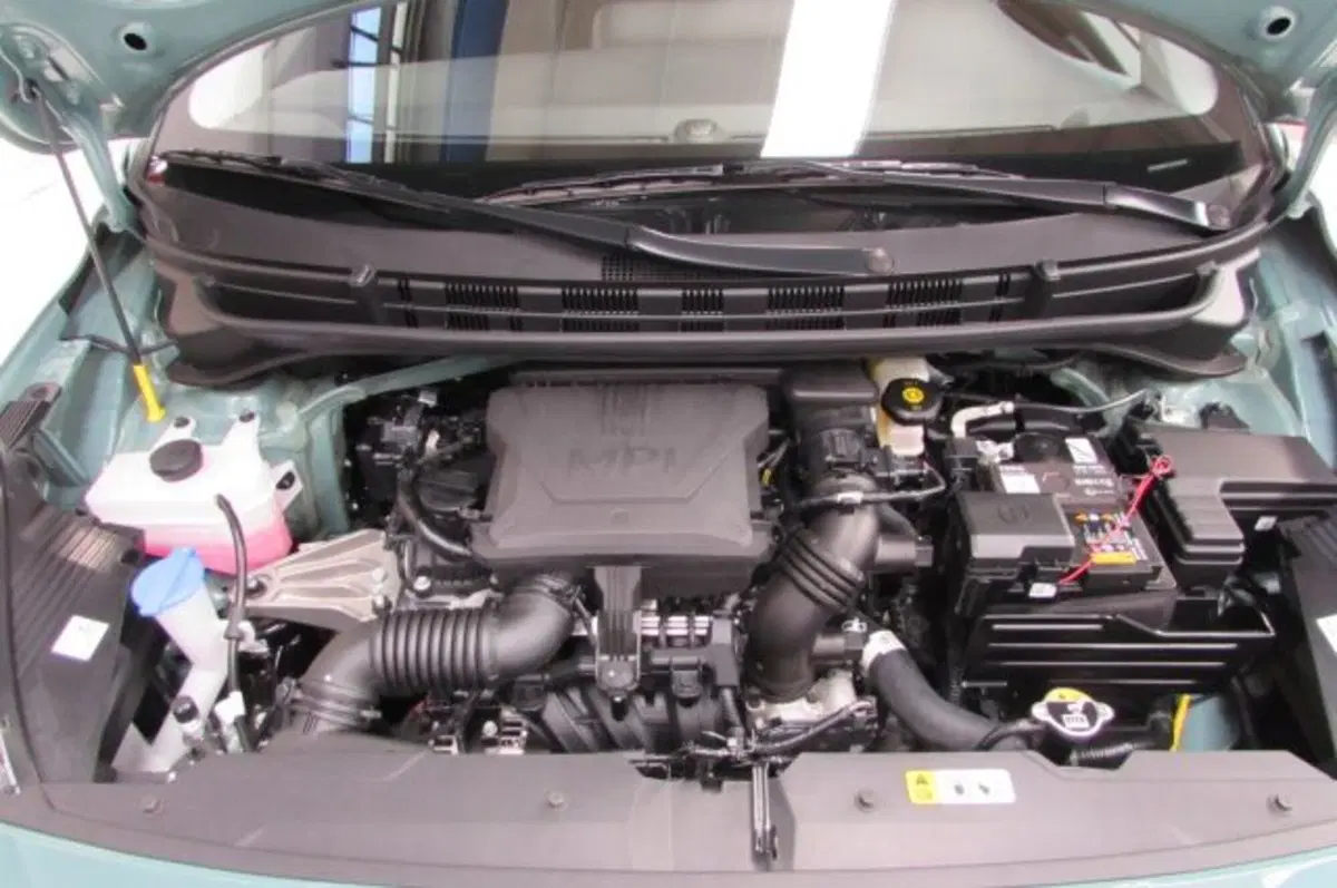 Hyundai i10 usata a Milano (19)