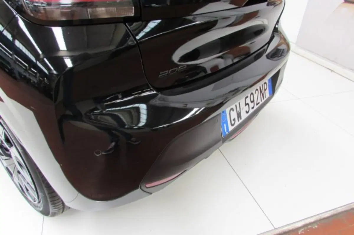 Peugeot 208 usata a Milano (15)