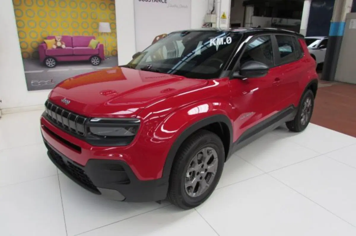 Jeep Avenger nuova a Milano