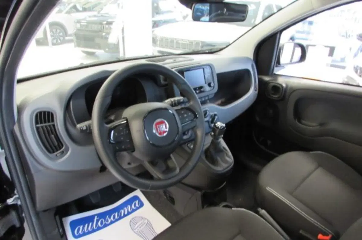 Fiat Panda nuova a Milano (7)