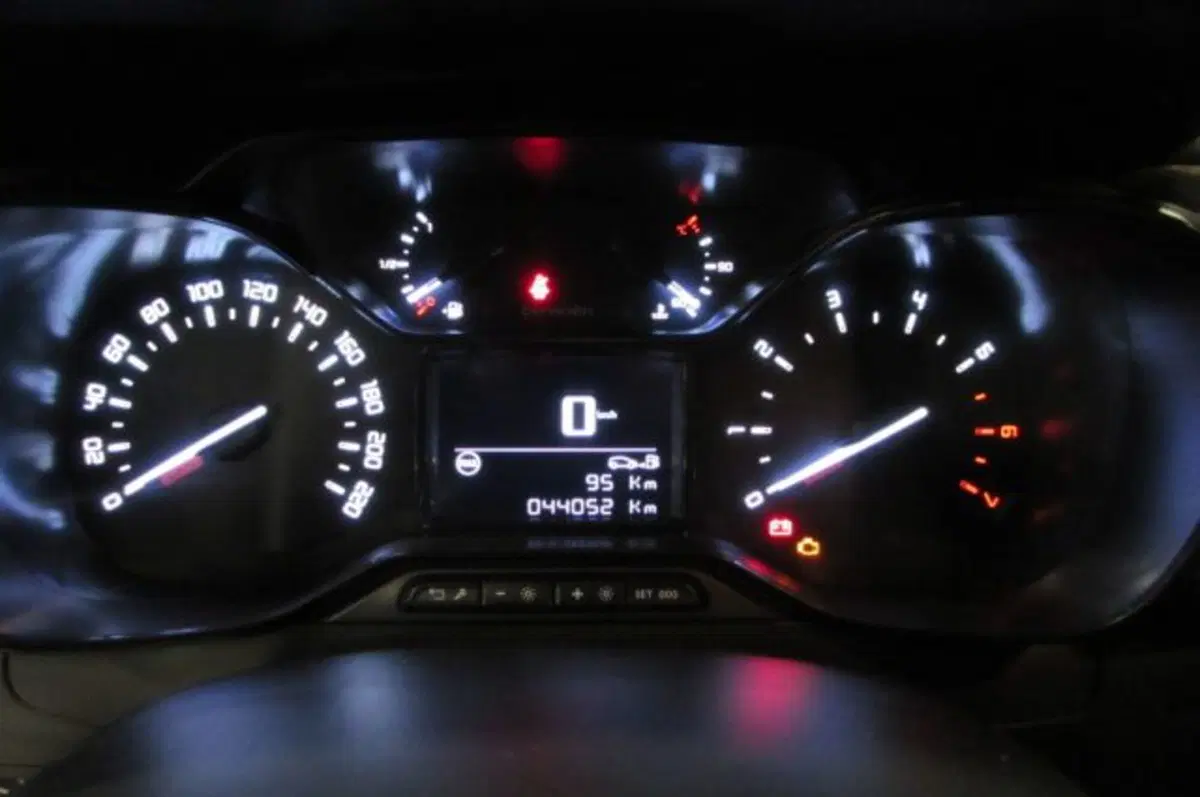 Citroen C3 usata a Milano (14)