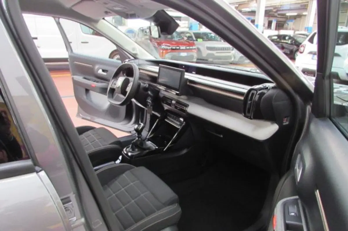 Citroen C3 Aircross usata a Milano (17)