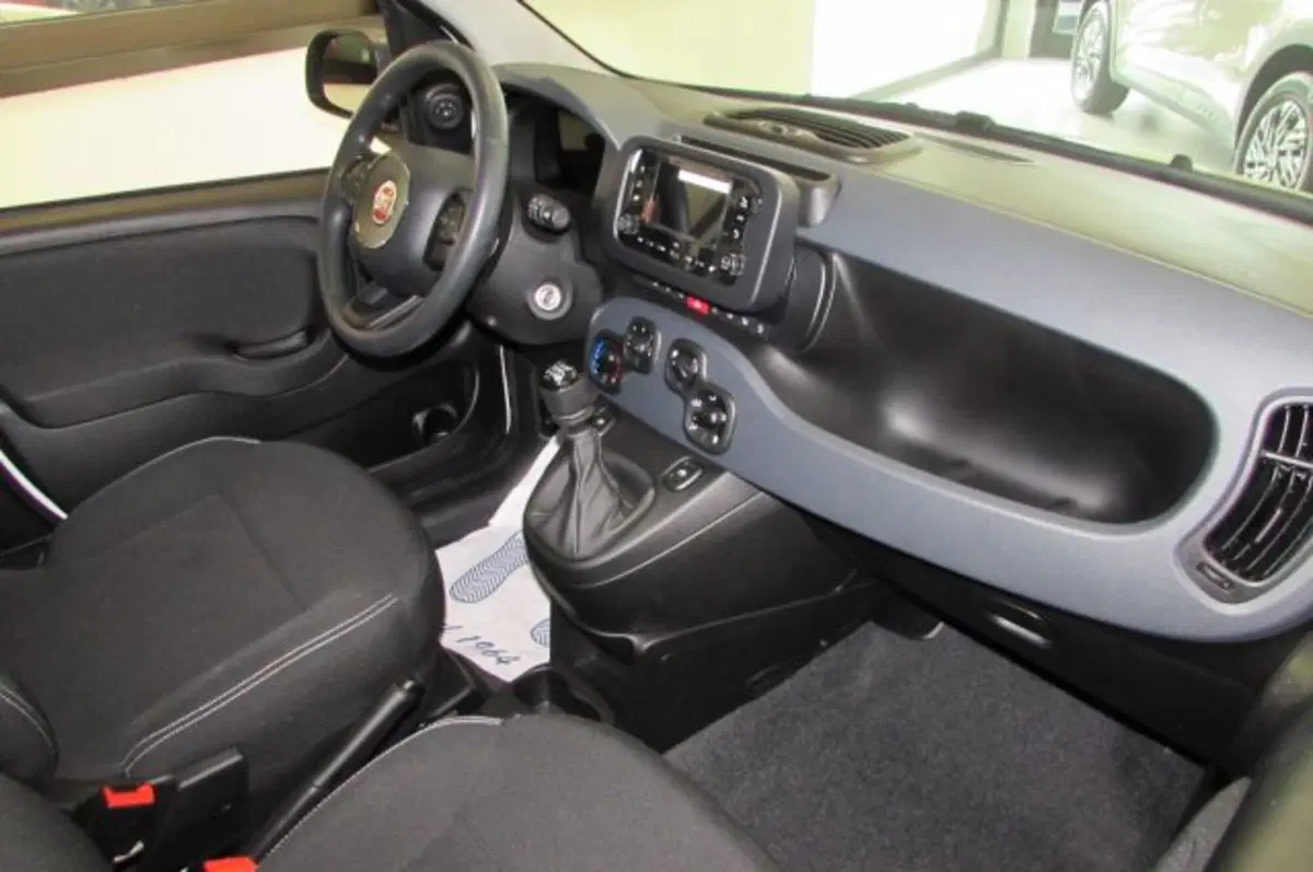 Fiat Panda nuova a Milano (14)