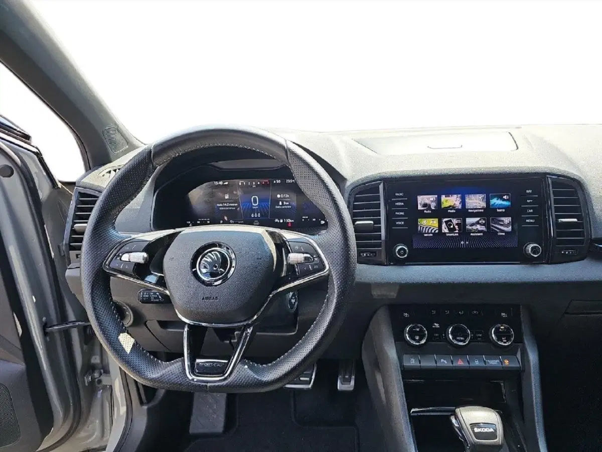 Skoda Karoq usata a Lecco (9)