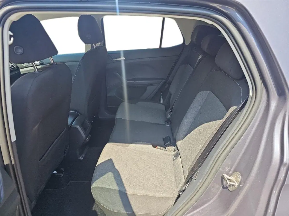 Volkswagen T-Cross usata a Lecco (10)