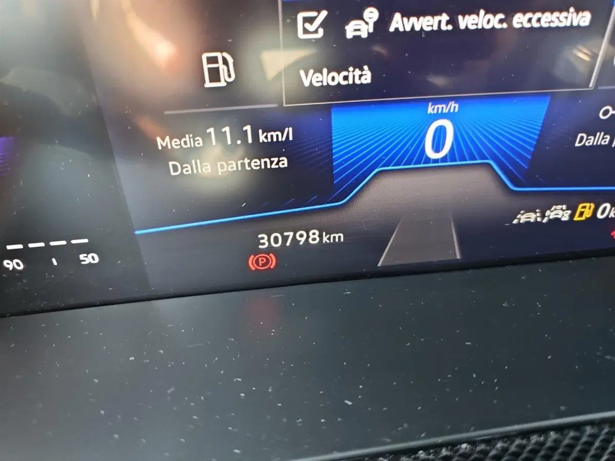 Volkswagen T-Cross usata a Lecco (14)