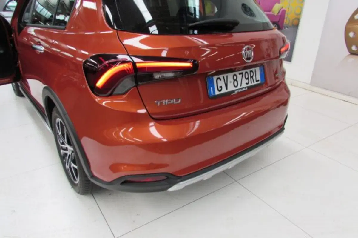 Fiat Tipo usata a Milano (17)