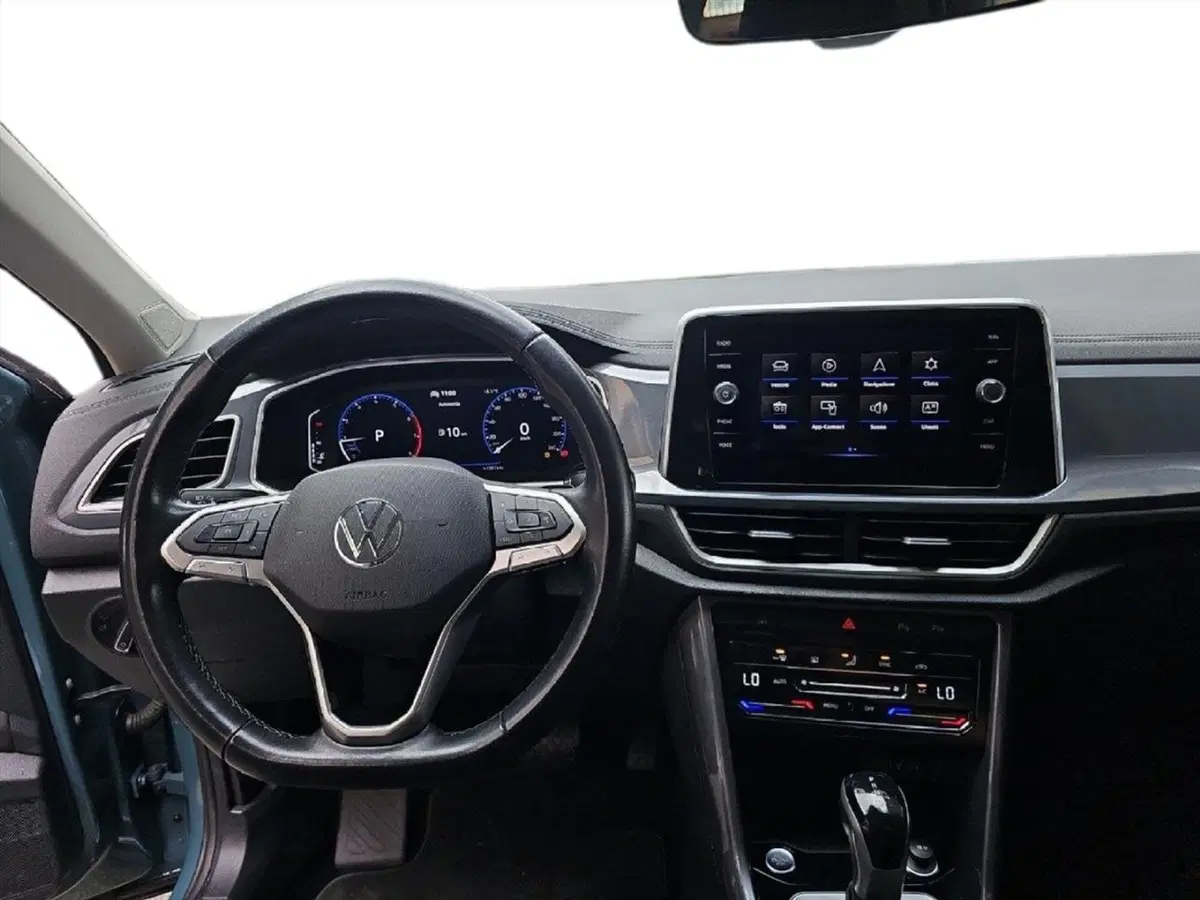 Volkswagen T-Roc usata a Lecco (9)