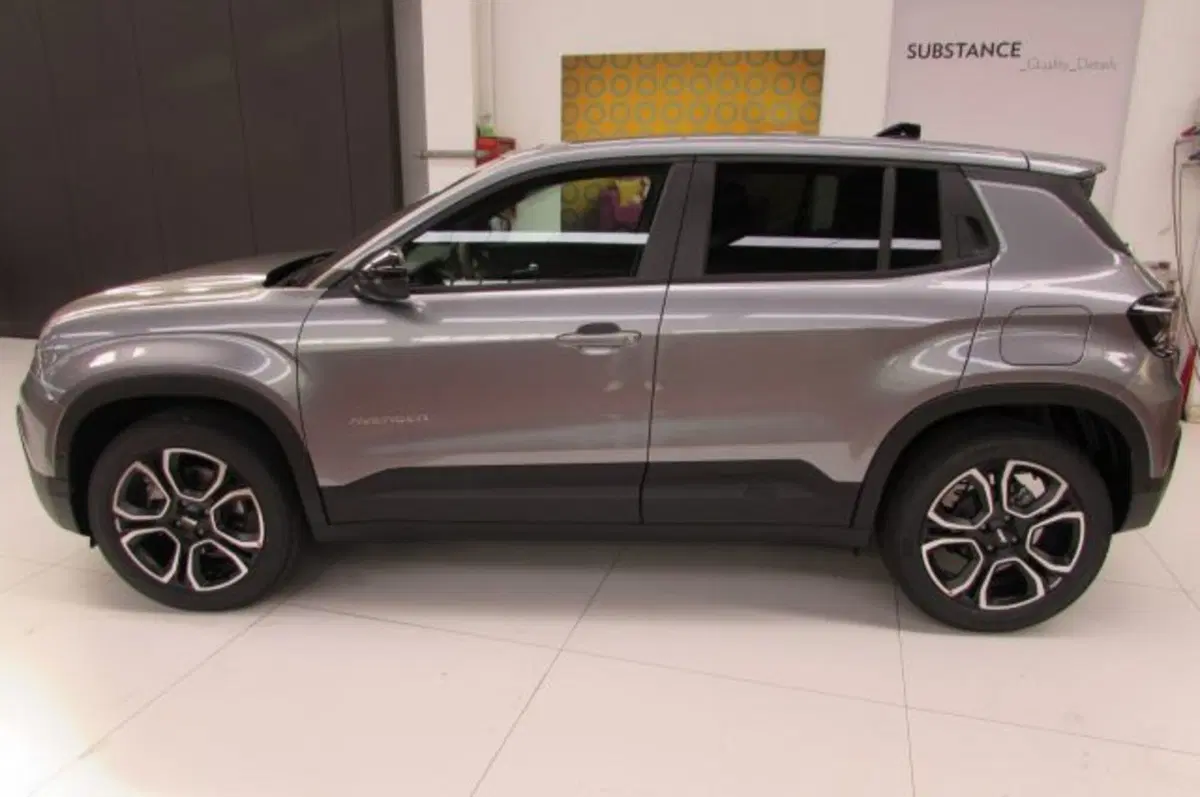 Jeep Avenger nuova a Milano (6)