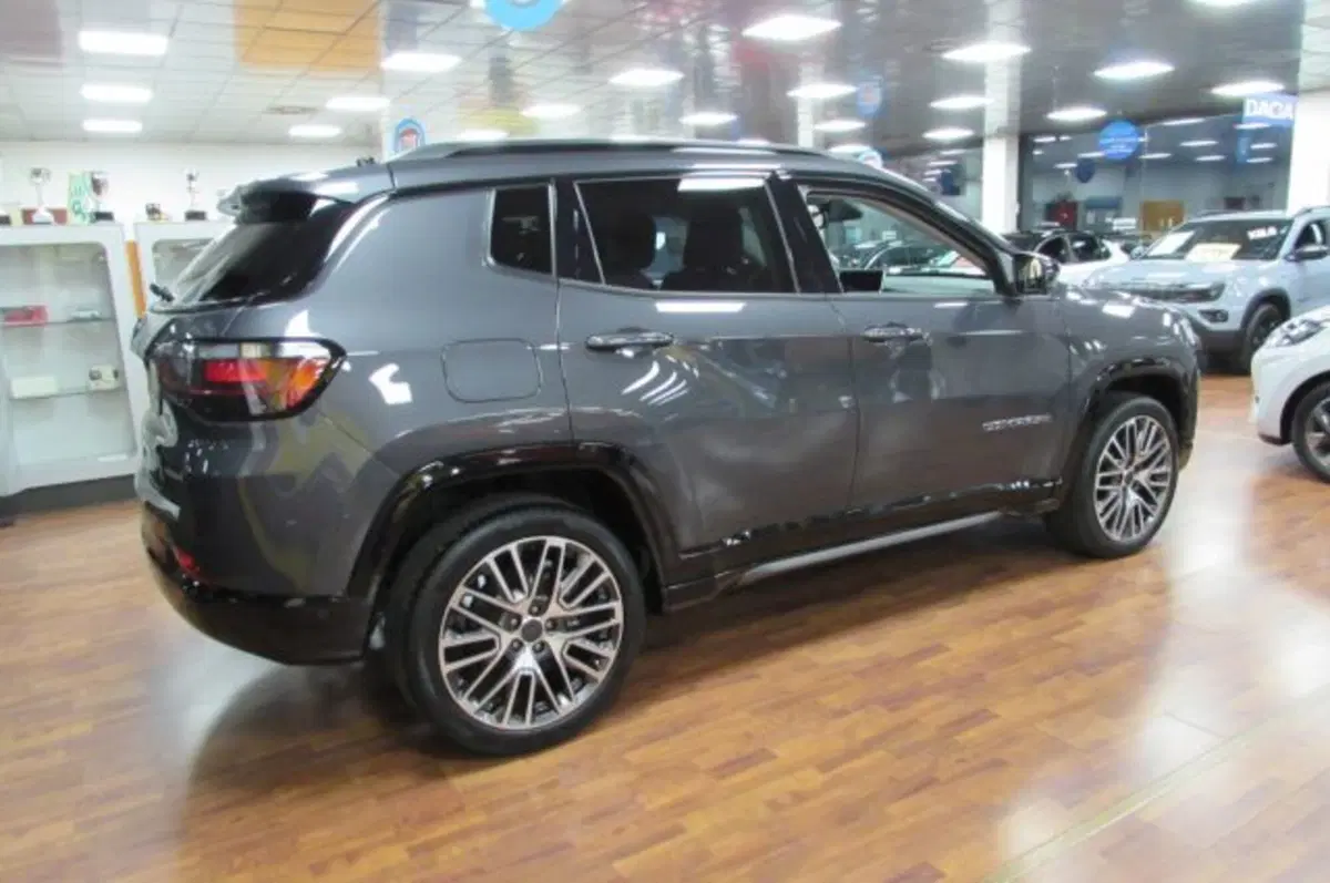 Jeep Compass usata a Milano (3)